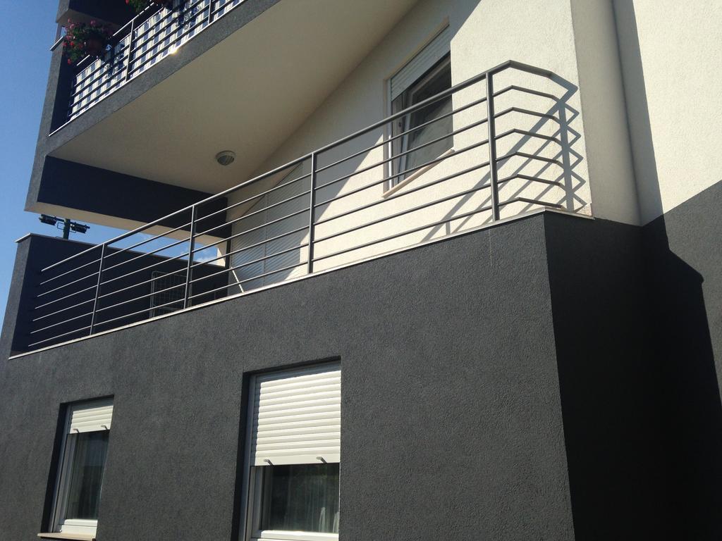 Luciano Apartment Zara Esterno foto